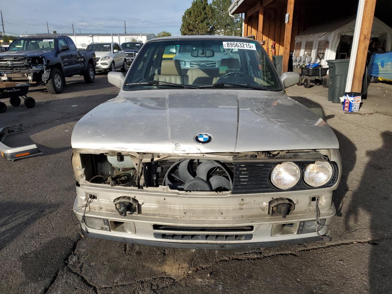 BMW 3 Series I Automatic Image 8