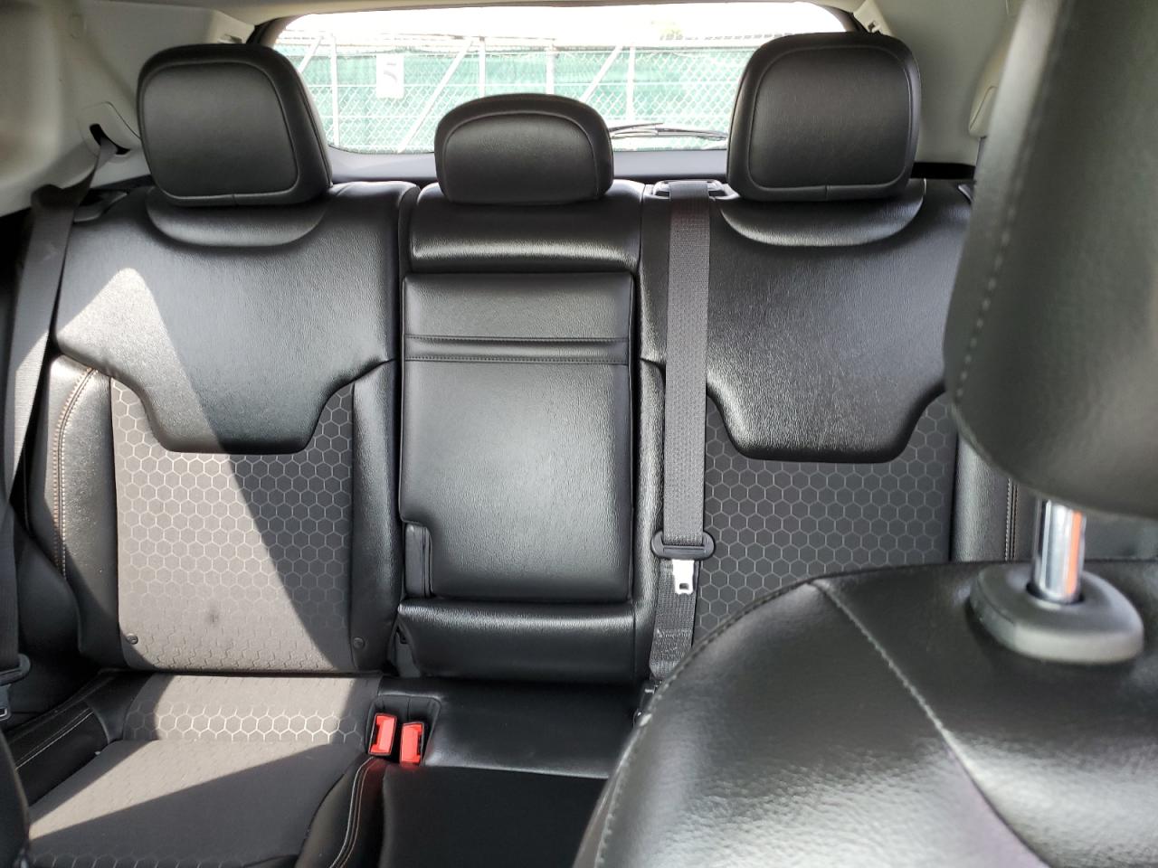 Jeep Compass Latitude Image 11