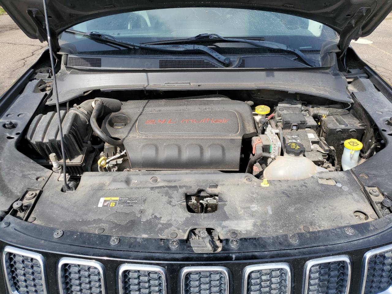 Jeep Compass Latitude Image 3
