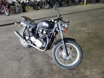  Salvage Triumph Motorcycle Bonneville