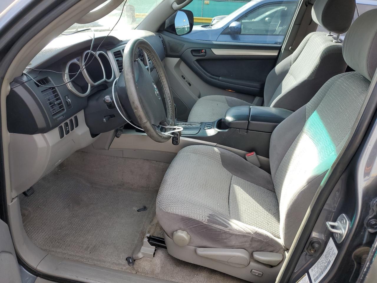 Toyota 4Runner Sr5 Image 10