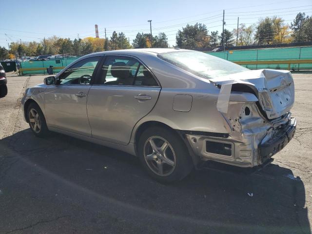 Toyota Camry Hybrid Image 7