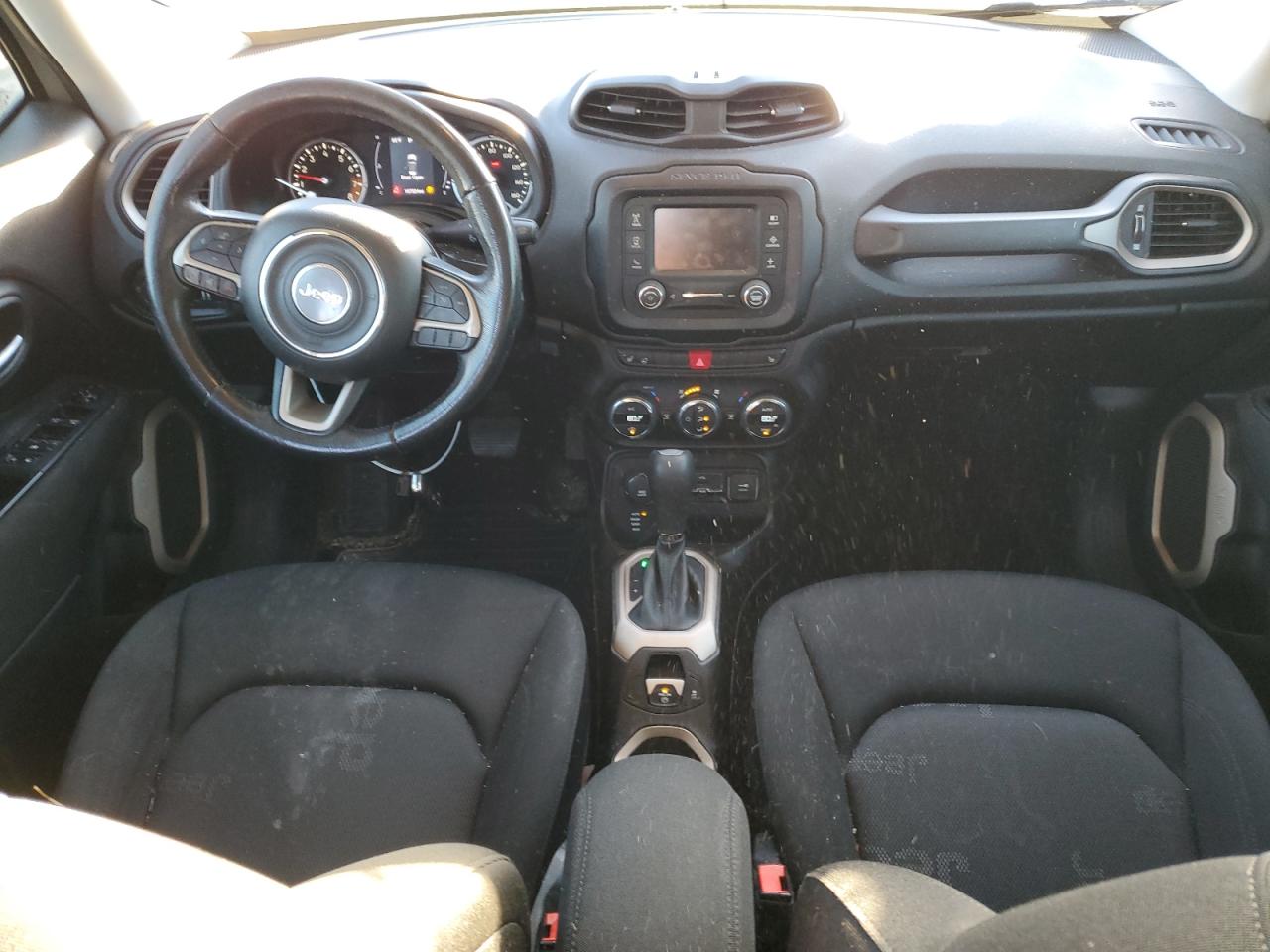 Jeep Renegade Latitude Image 13