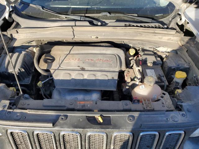 Jeep Renegade Latitude Image 4