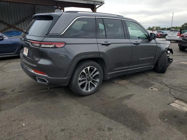 Jeep Grand Cherokee Overland Image 11