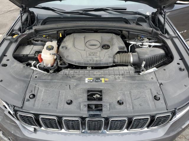 Jeep Grand Cherokee Overland Image 3