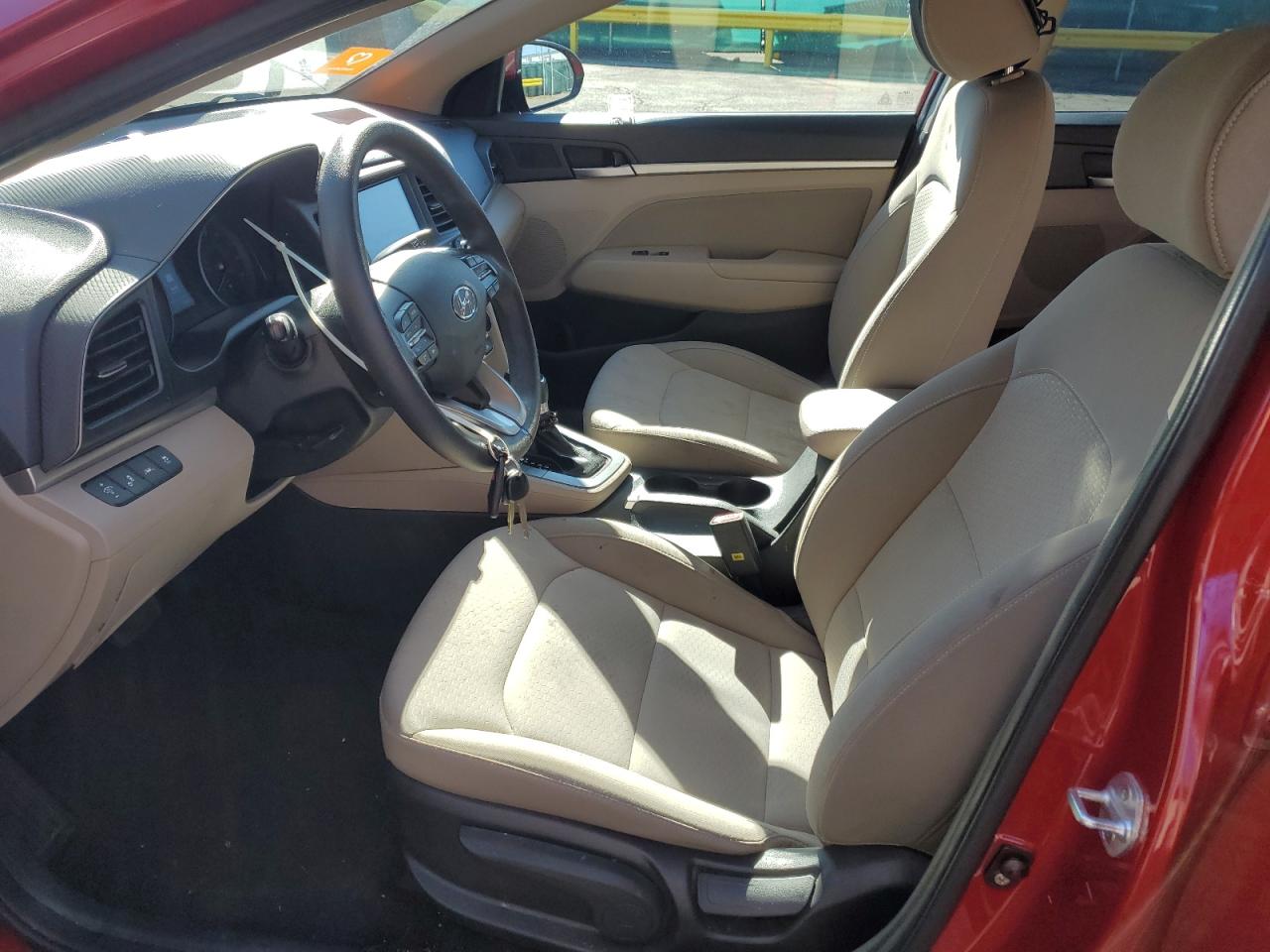 Hyundai ELANTRA Sel Image 11