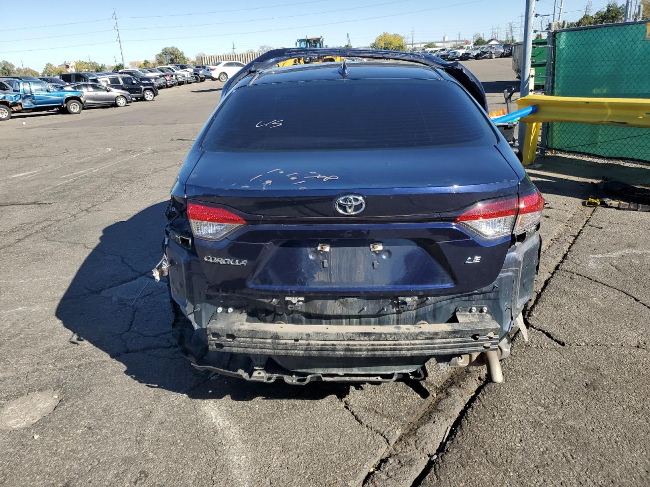 Toyota Corolla Le Image 4