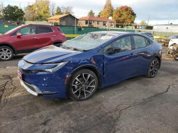  Salvage Toyota Prius