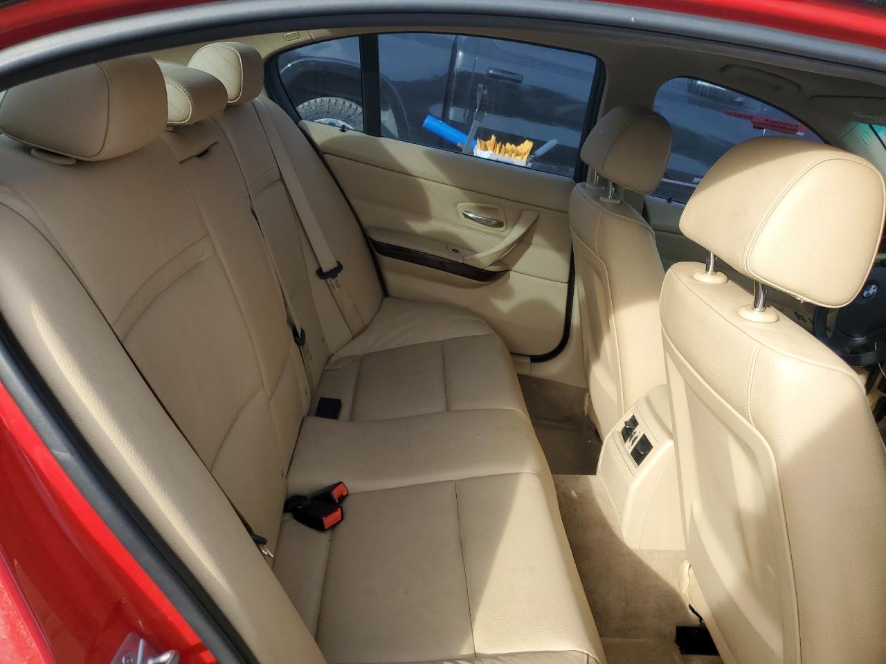 BMW 3 Series Xi Image 8