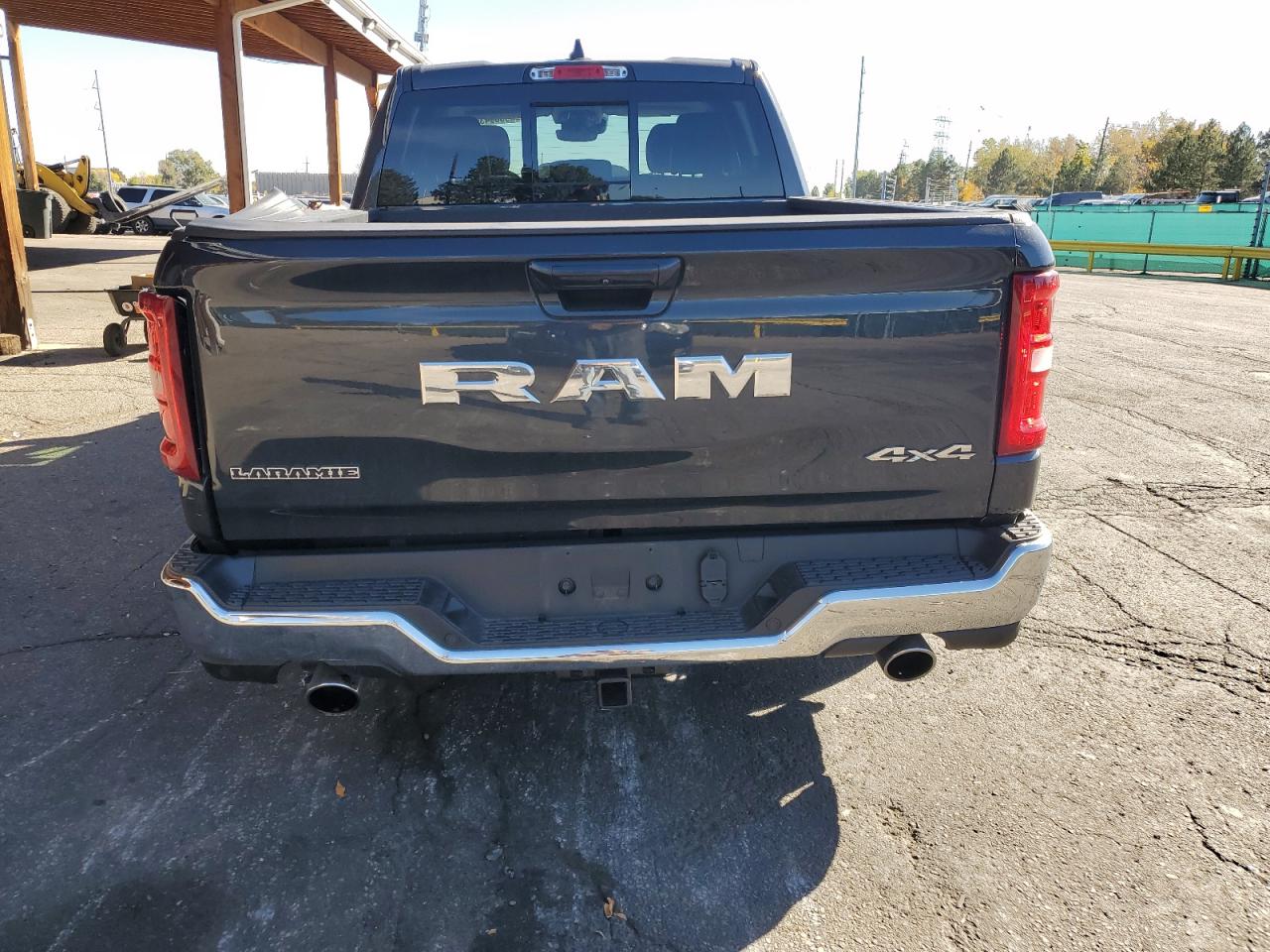 Ram 1500 Laramie Image 11