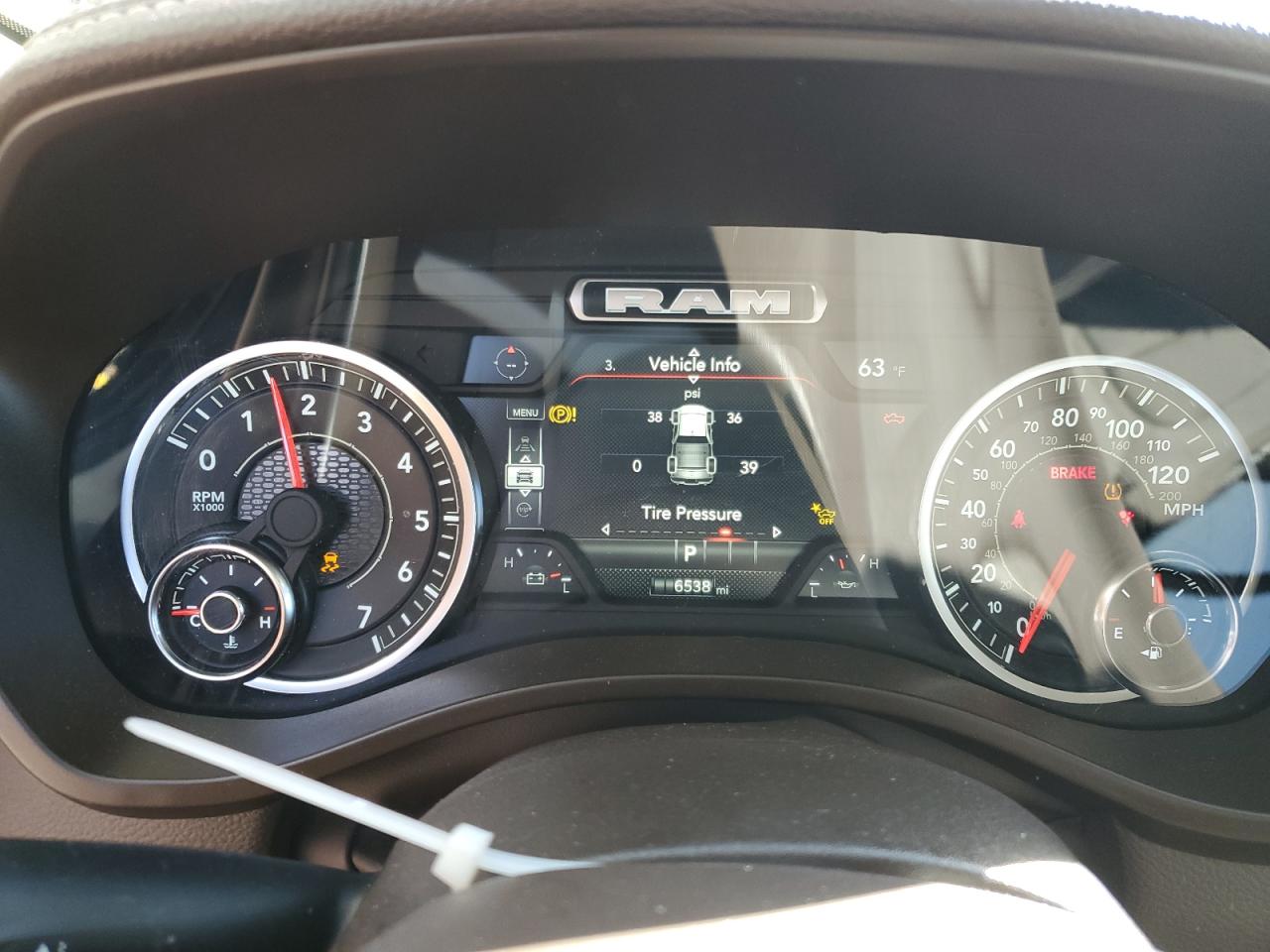 Ram 1500 Laramie Image 8