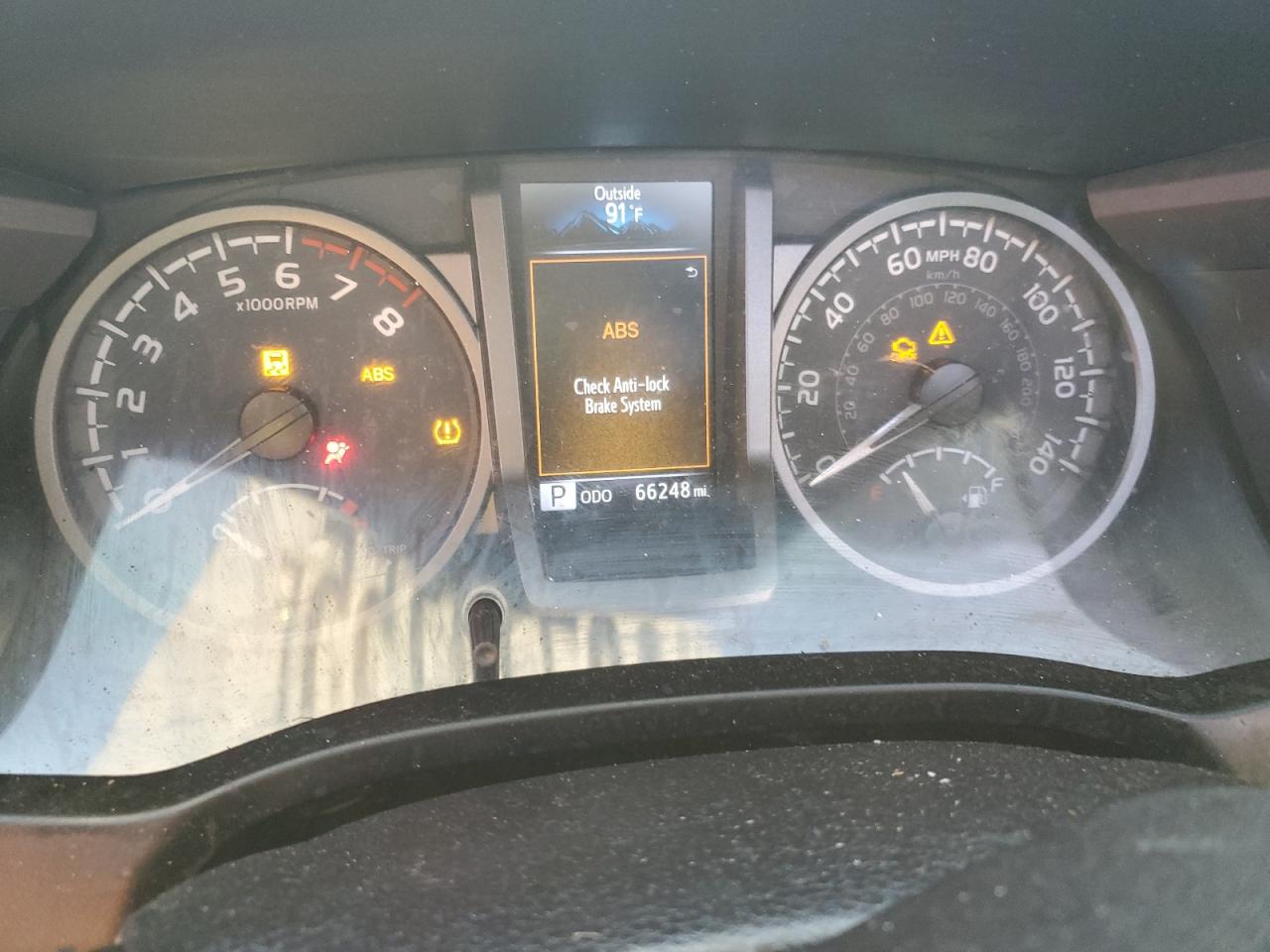 Toyota Tacoma Double Cab Image 4