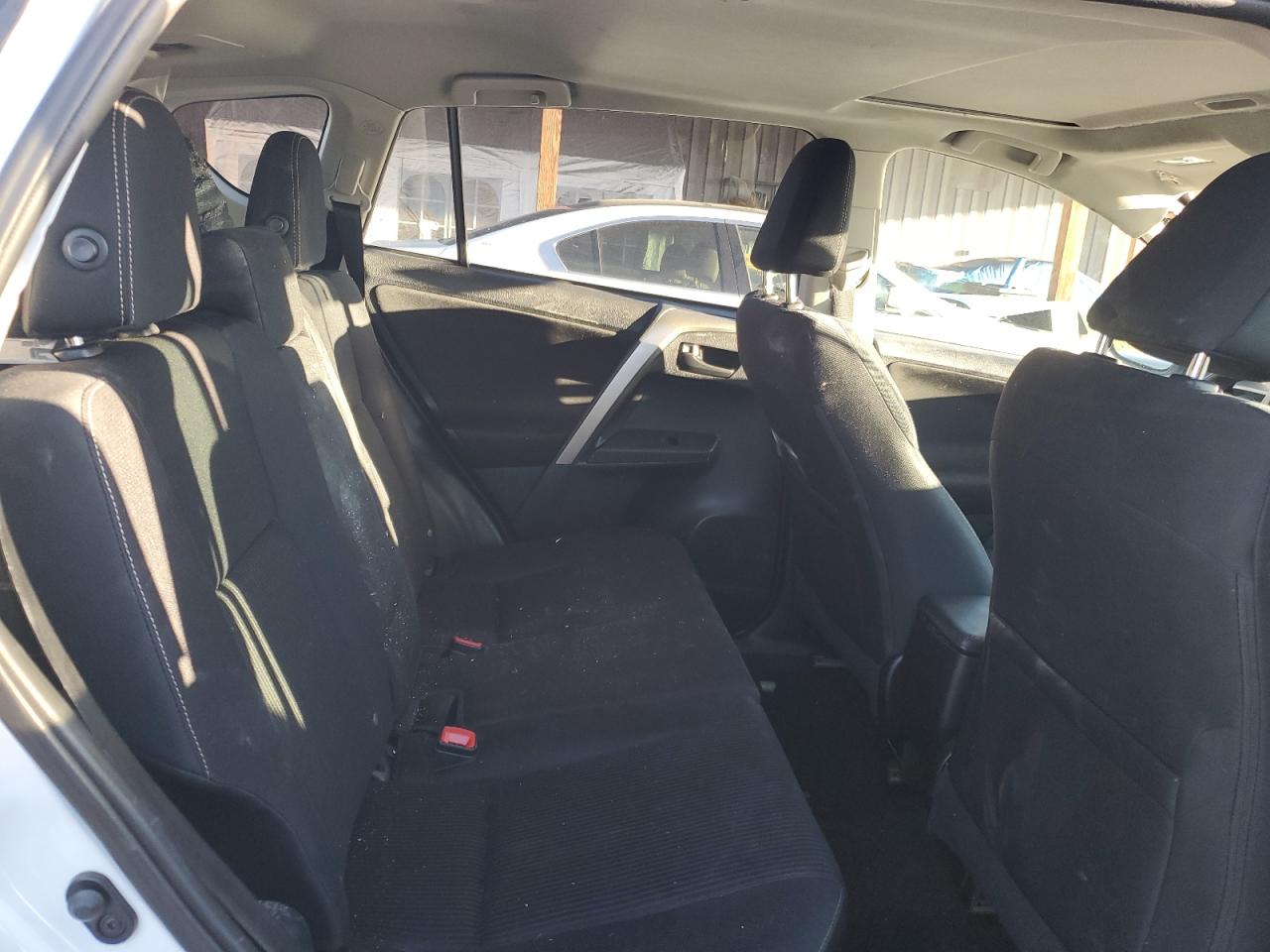 Toyota RAV4 Xle Image 13