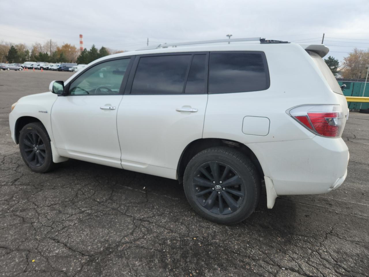 Toyota Highlander Hybrid Image 6