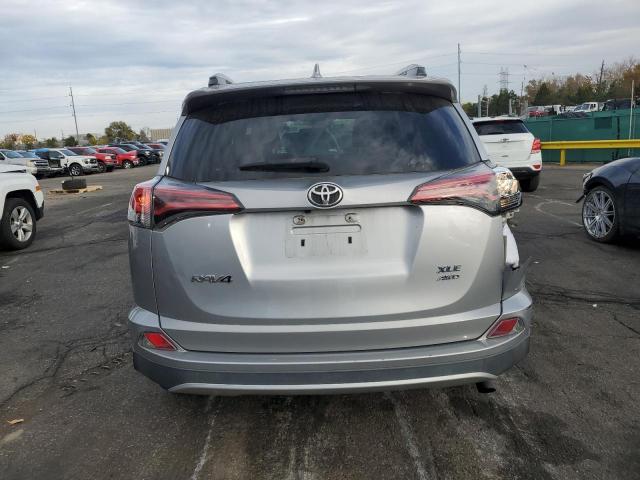 Toyota RAV4 Xle Image 7