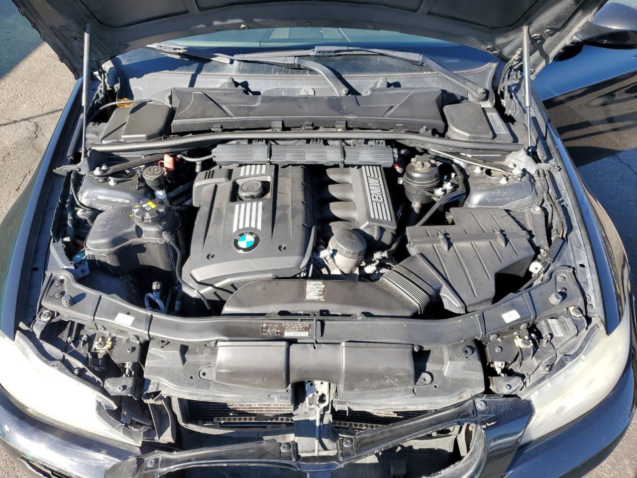 BMW 3 Series I Image 10