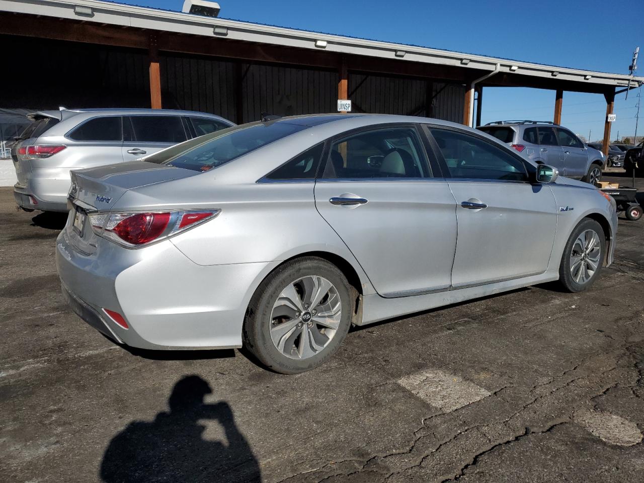 Hyundai SONATA Hybrid Image 11