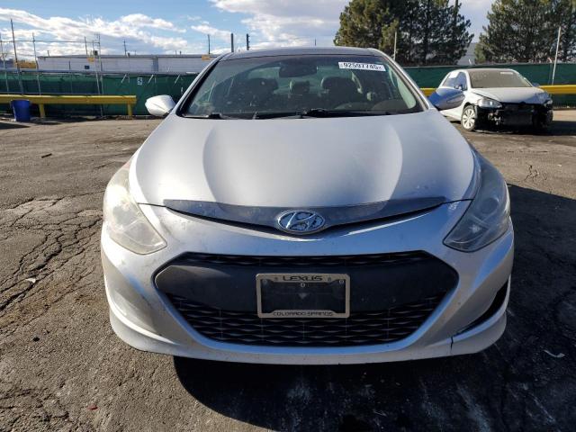 Hyundai SONATA Hybrid Image 3