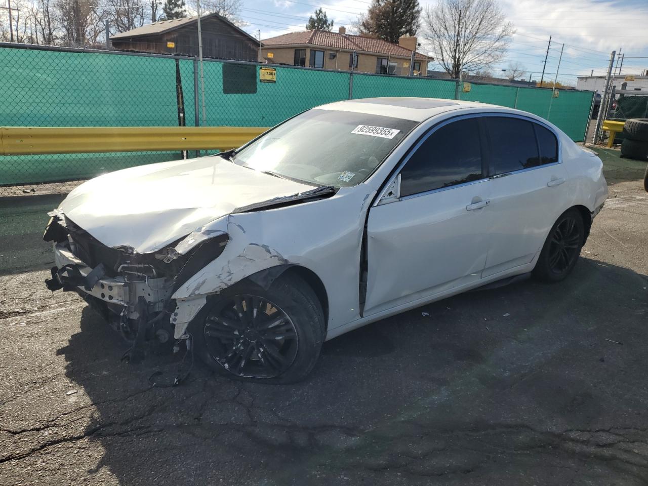 INFINITI G37 Image 1