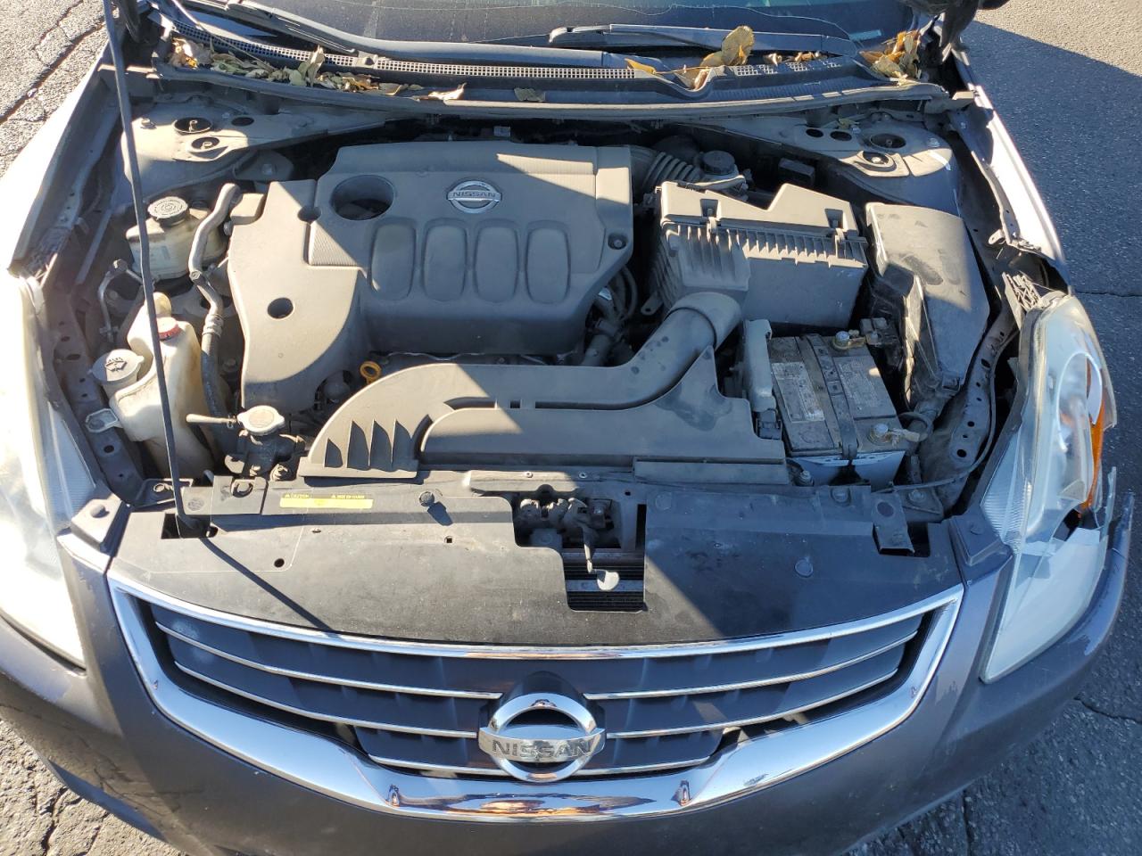 Nissan Altima Base Image 7