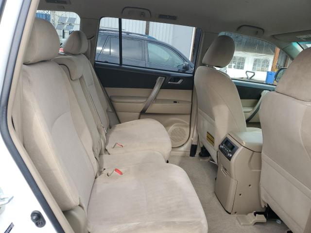 Toyota Highlander Sport Image 7