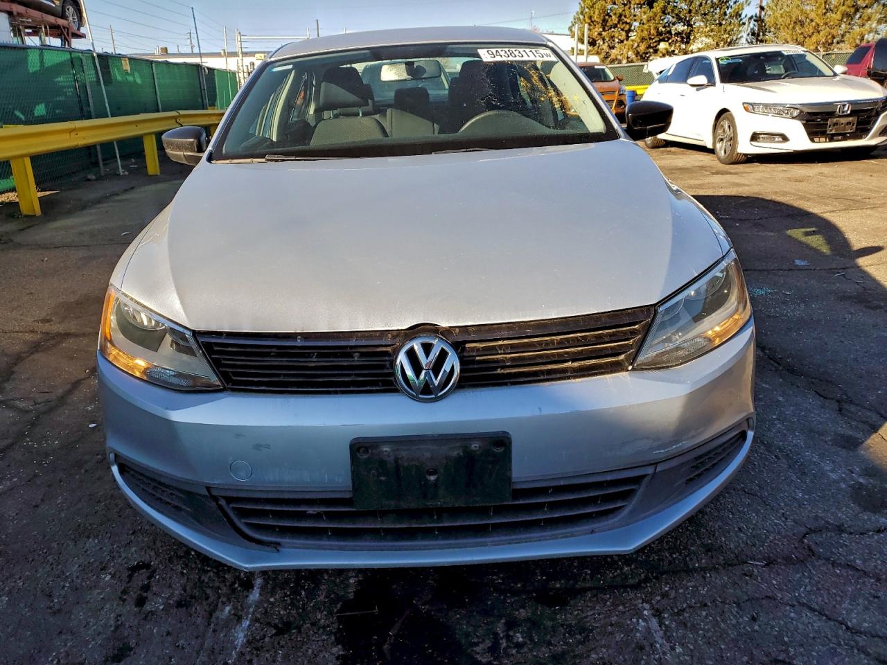 Volkswagen Jetta Base Image 2