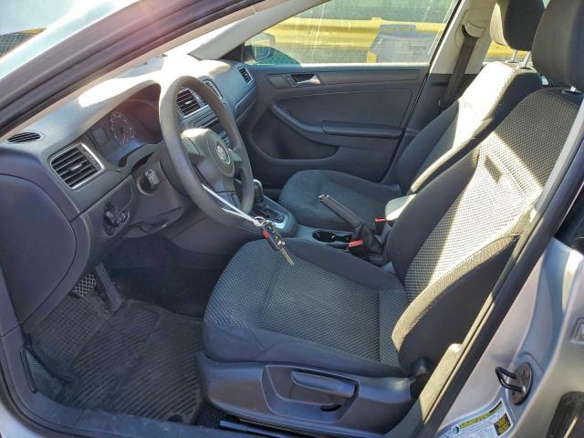 Volkswagen Jetta Base Image 7