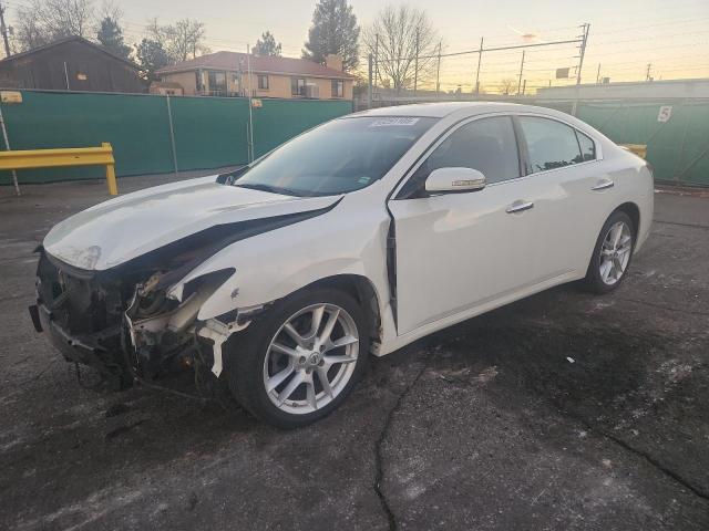  Salvage Nissan Maxima