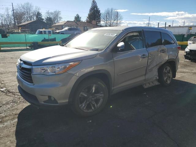  Salvage Toyota Highlander