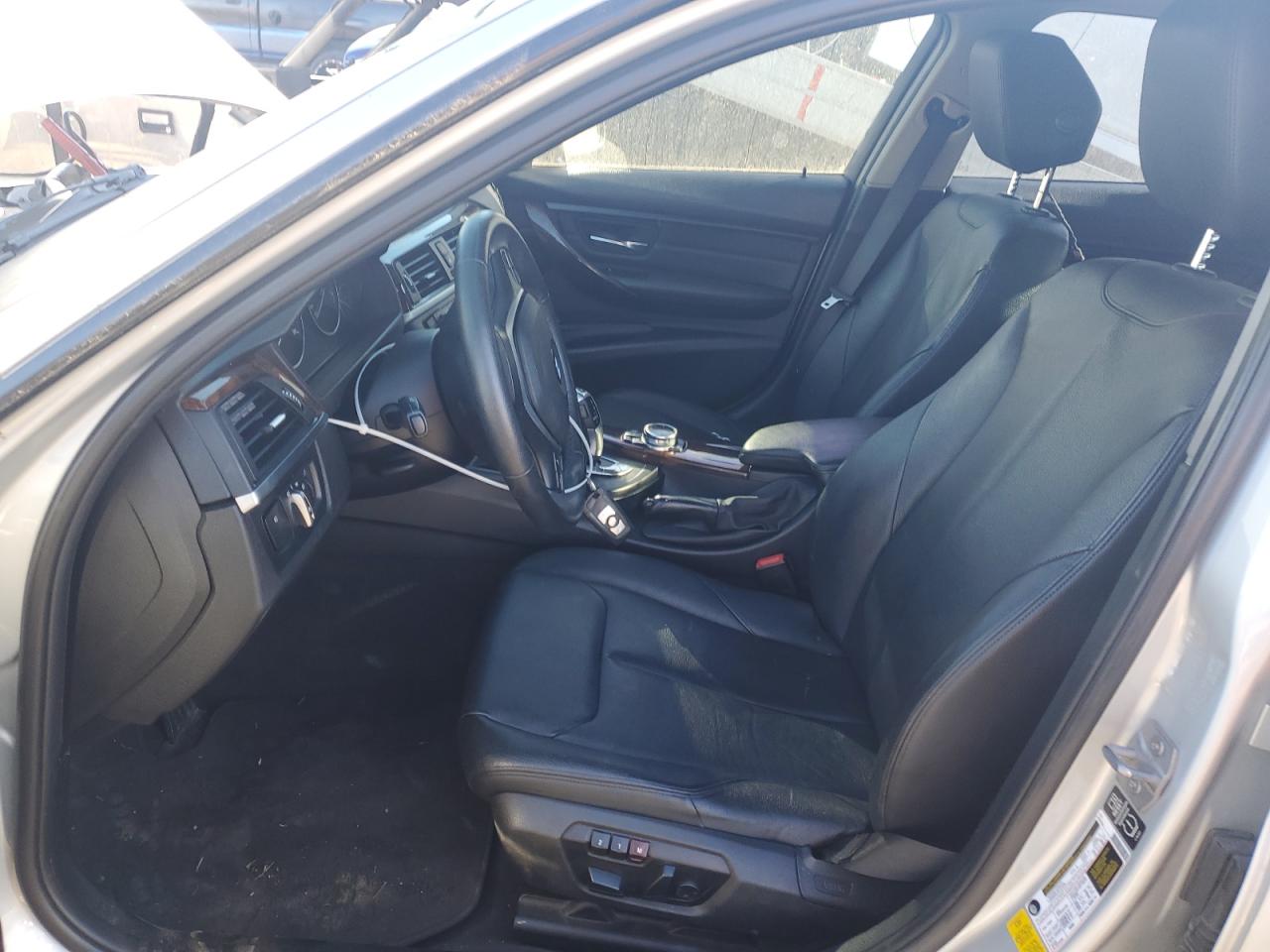 BMW 3 Series I Image 6