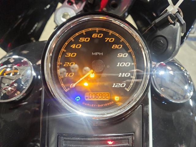 Harley-Davidson Fl Image 7