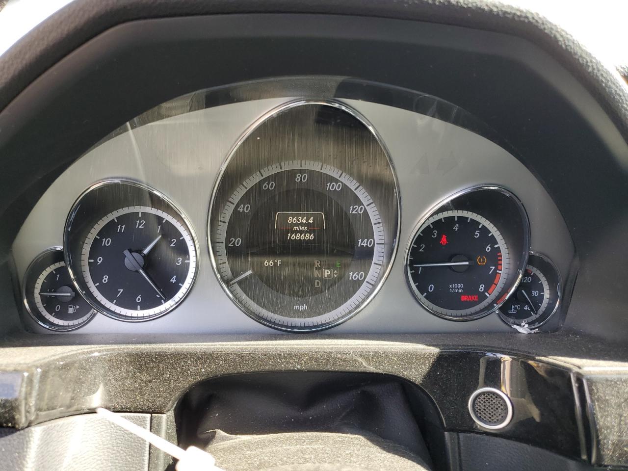 Mercedes-Benz E-Class 350 4matic Image 11