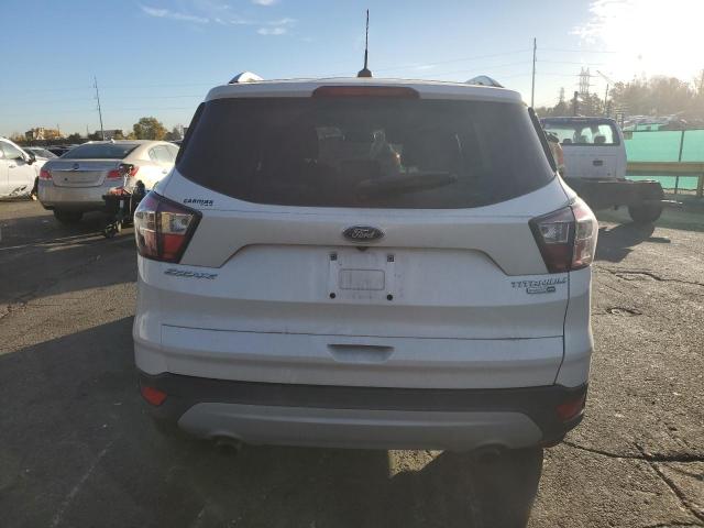 Ford Escape Titanium Image 4