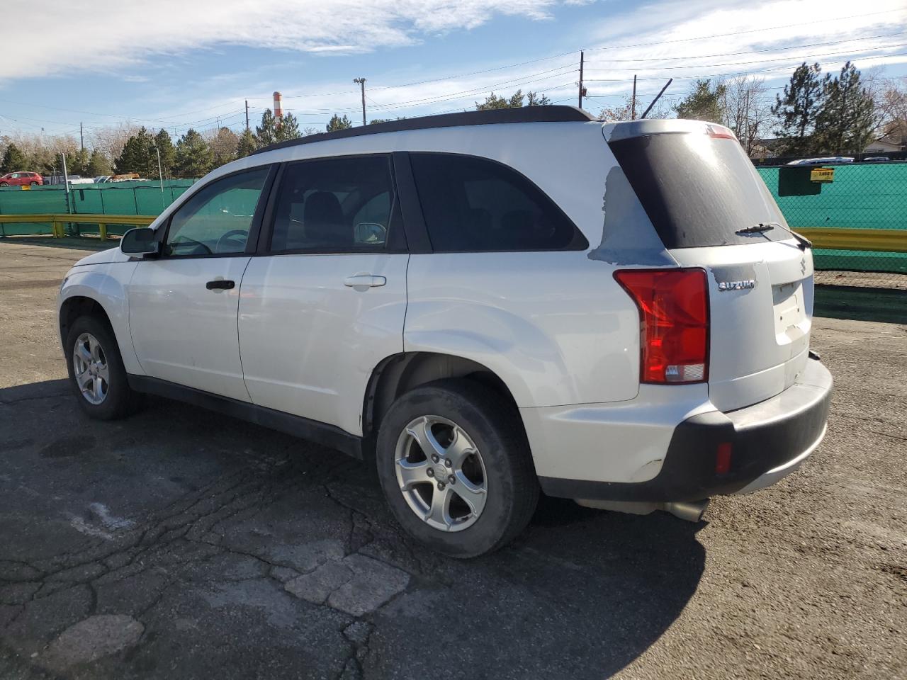 Suzuki XL7 Luxury Image 3