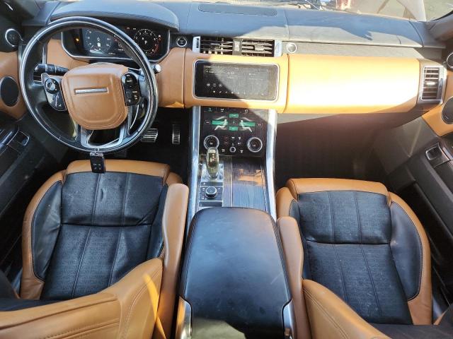 Land Rover Range Rover Hse Dynamic Image 11