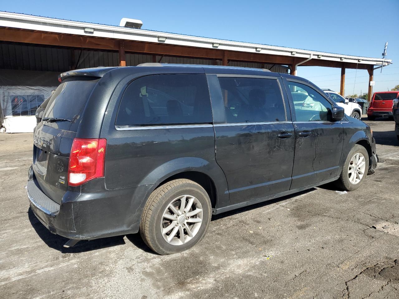 Dodge Caravan Sxt Image 11