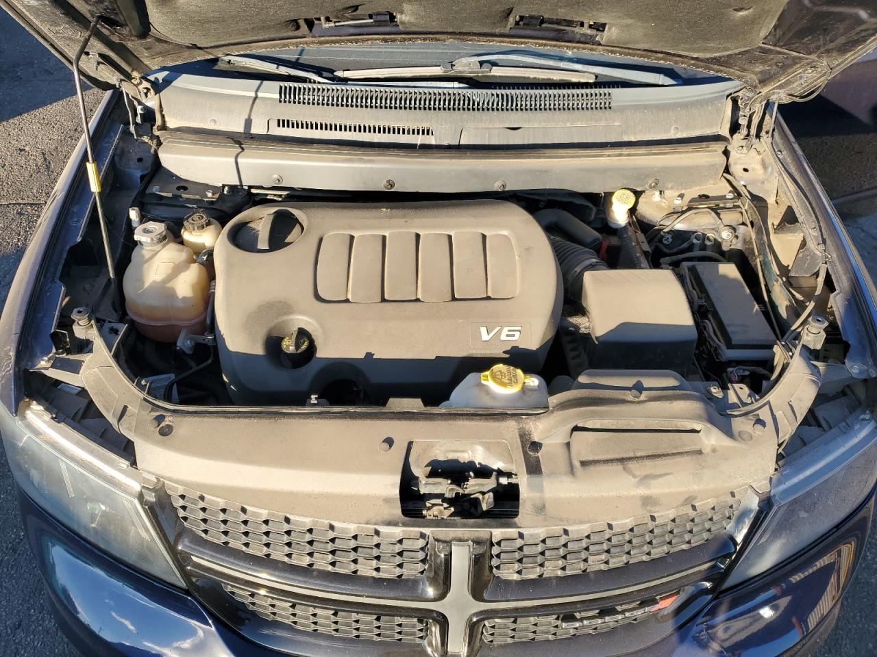 Dodge Journey Crossroad Image 2