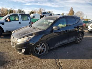  Salvage Hyundai TUCSON
