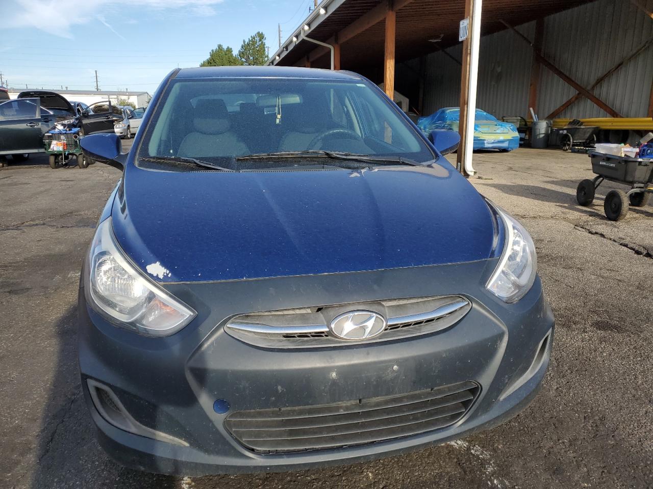 Hyundai ACCENT Se Image 2