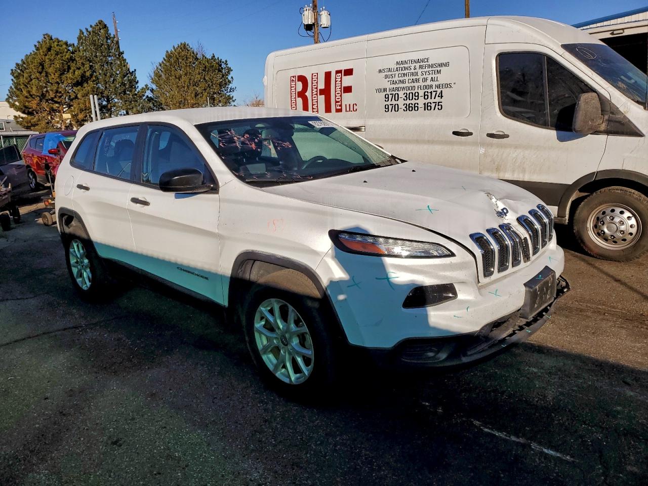 Jeep Grand Cherokee Sport Image 4