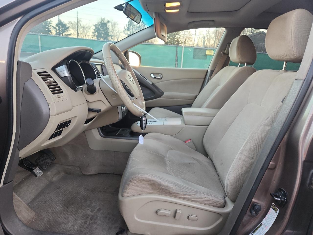 Nissan Murano S Image 7