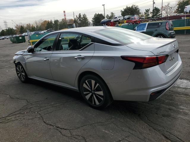 Nissan Altima Sv Image 12