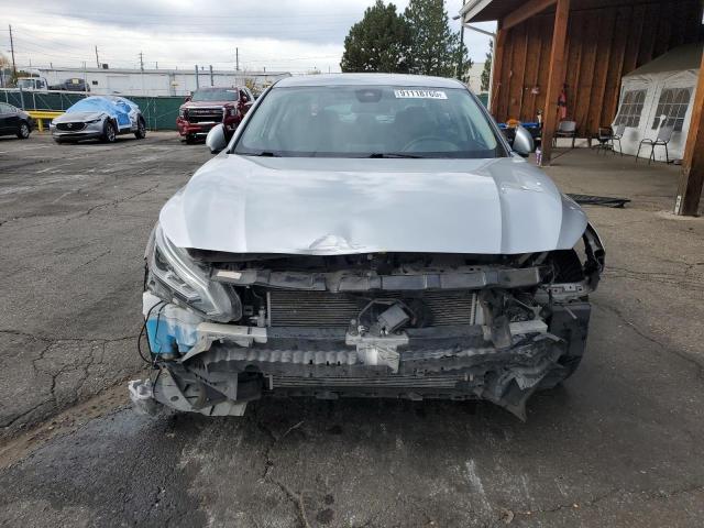 Nissan Altima Sv Image 11