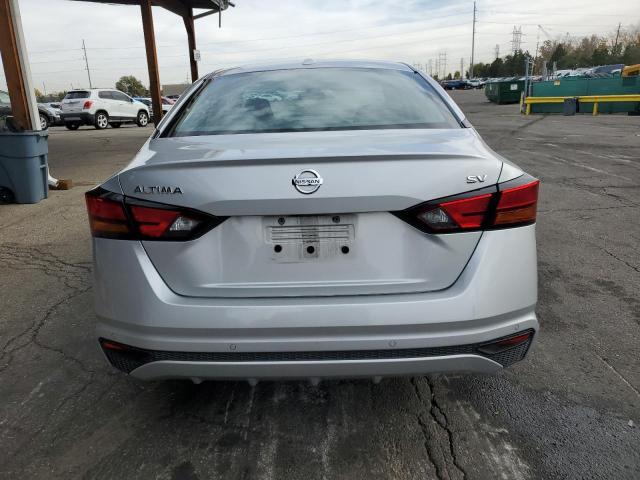 Nissan Altima Sv Image 3