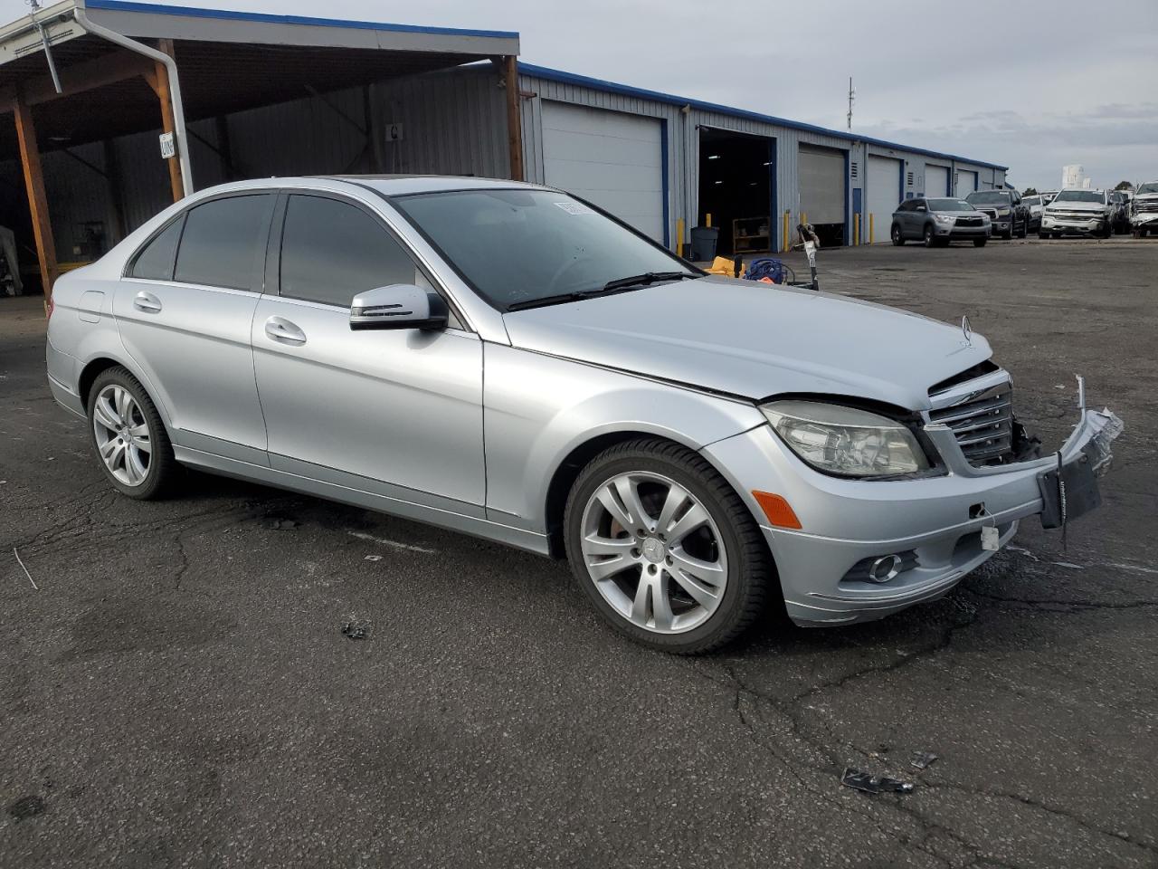 Mercedes-Benz C-Class 300 4matic Image 11