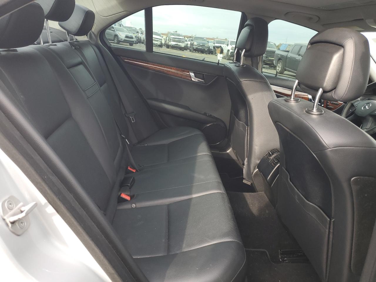 Mercedes-Benz C-Class 300 4matic Image 7