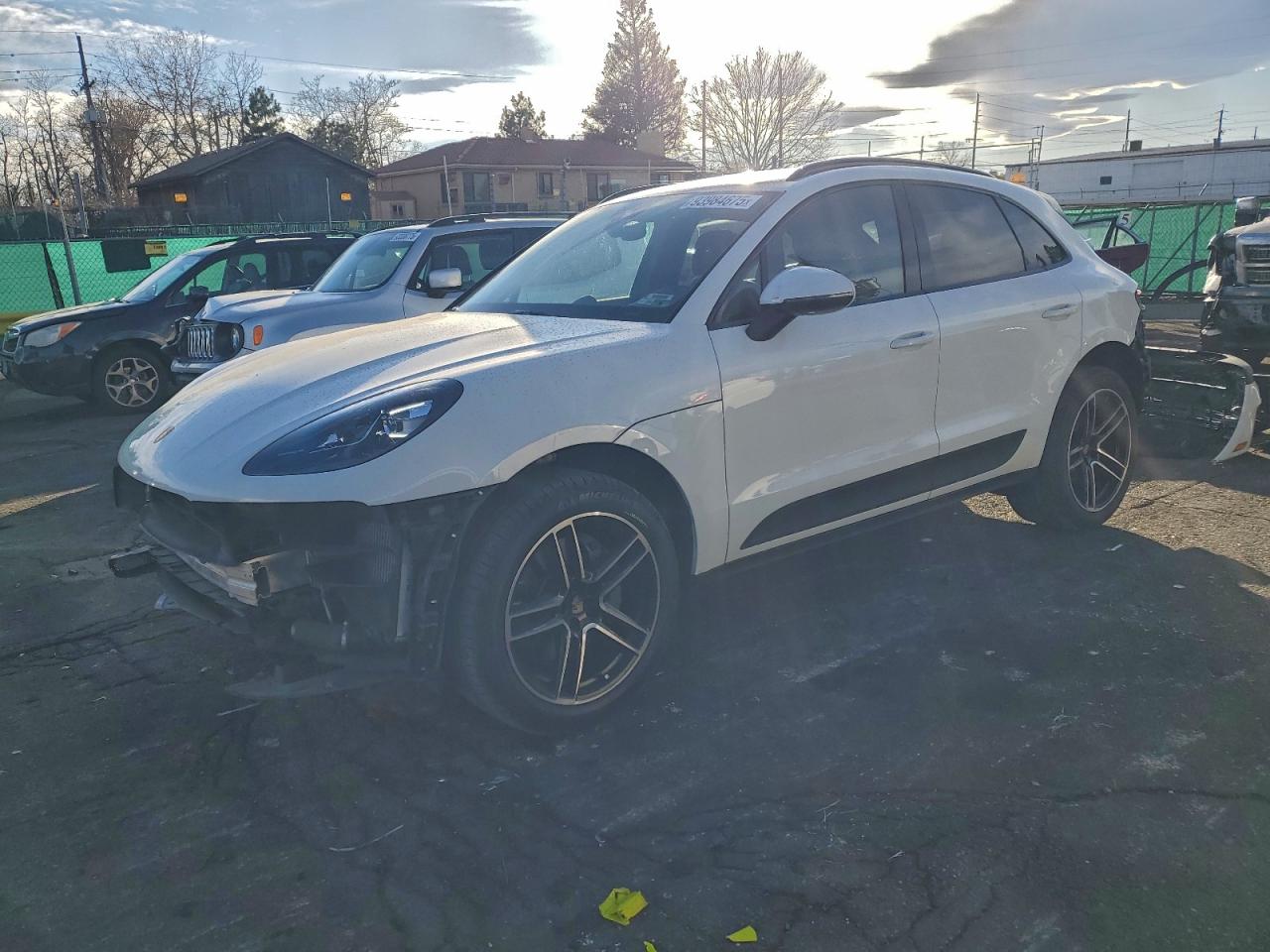 Porsche Macan S Image 1