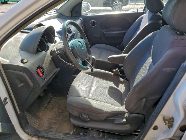 Chevrolet Aveo Base Image 7