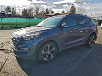  Salvage Hyundai TUCSON